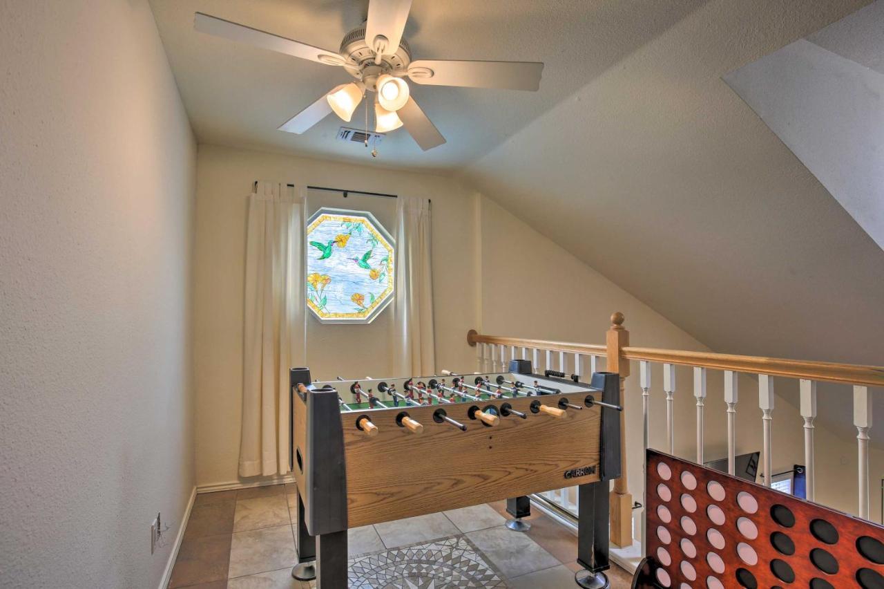 San Antonio Home With Pool And Hot Tub Near Seaworld! Экстерьер фото