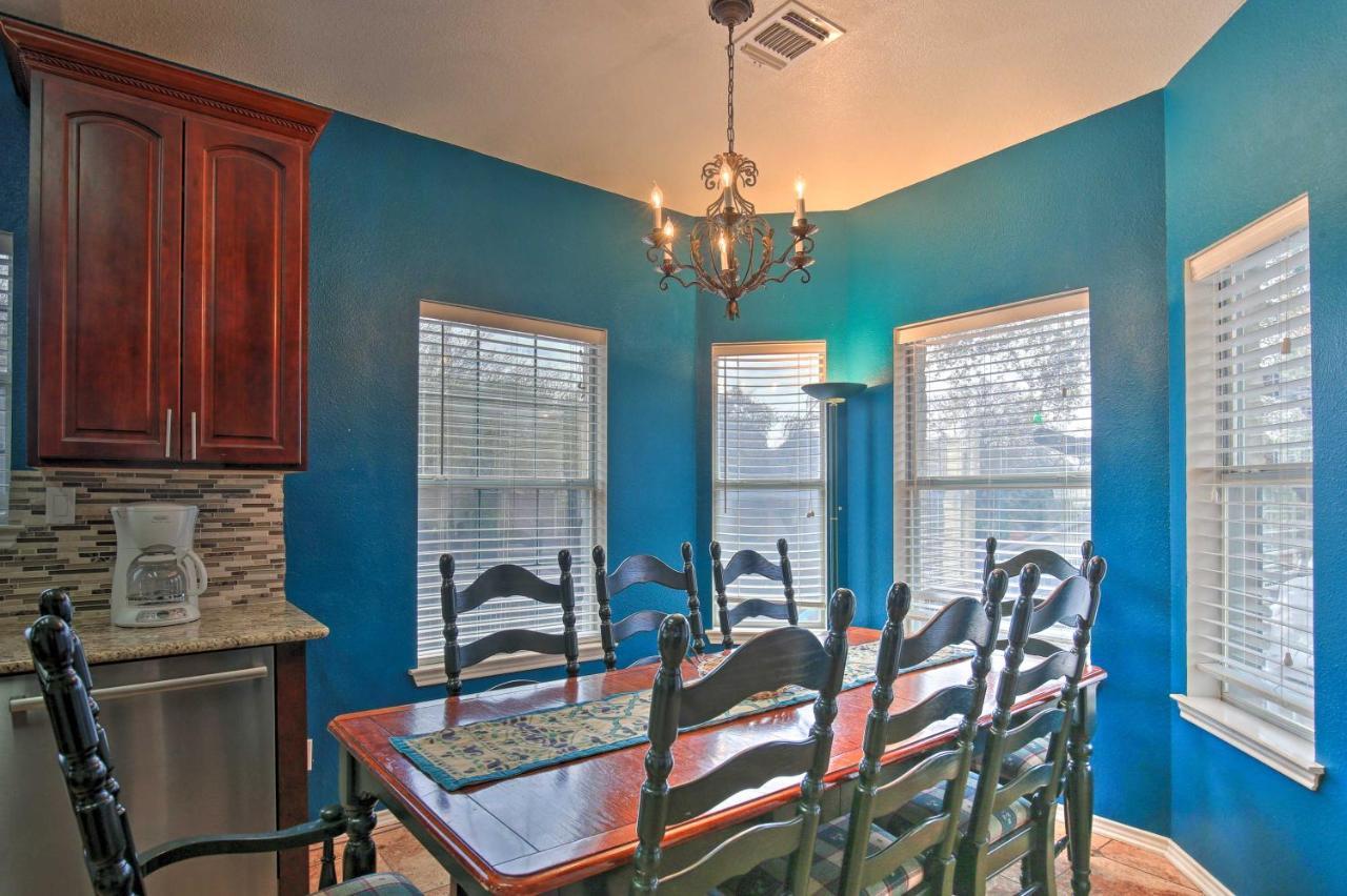 San Antonio Home With Pool And Hot Tub Near Seaworld! Экстерьер фото