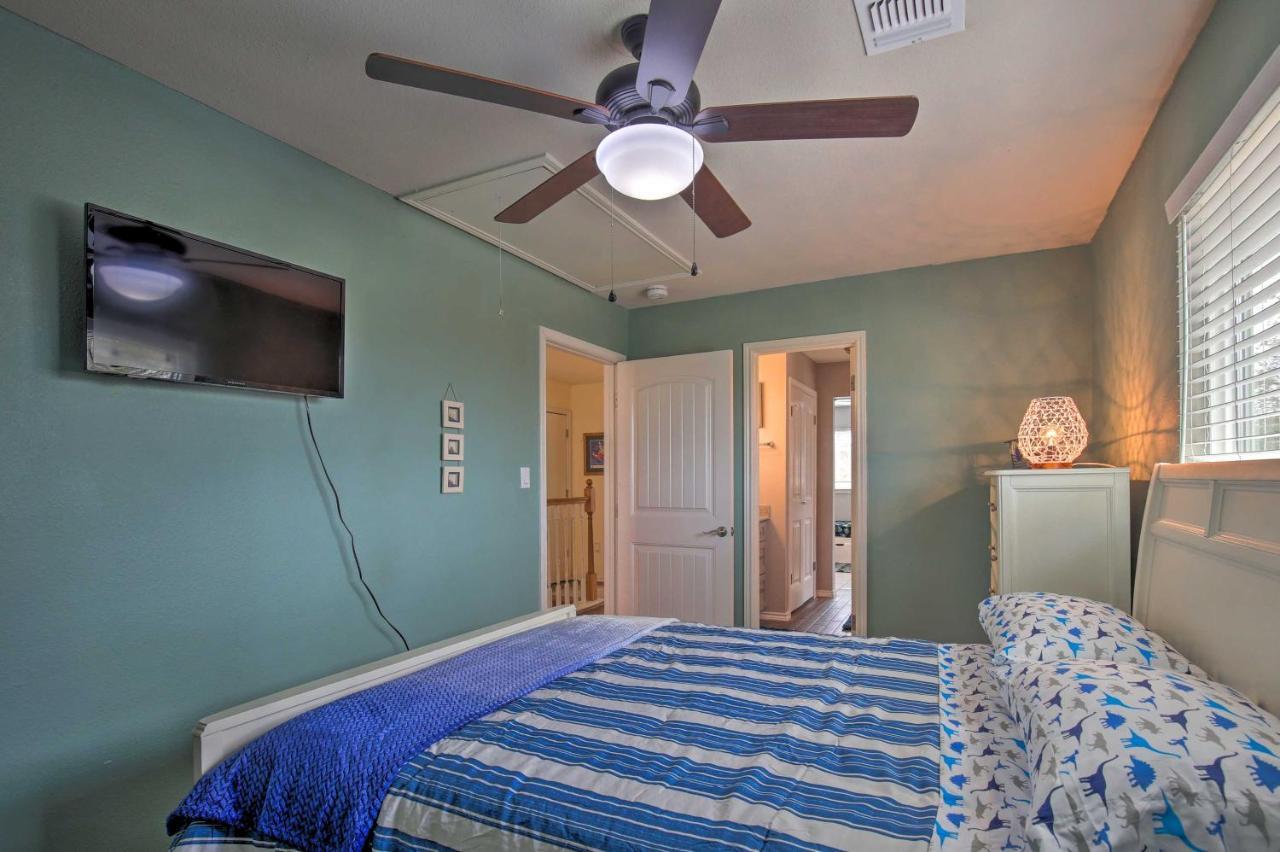 San Antonio Home With Pool And Hot Tub Near Seaworld! Экстерьер фото
